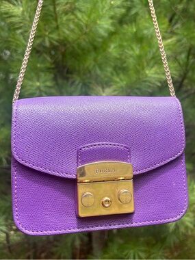 Furla Metropolis Leather Crossbody Bag